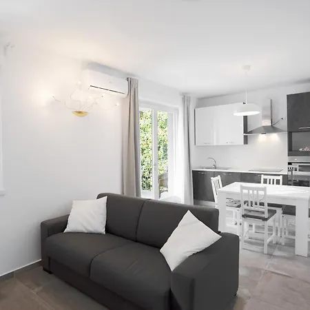 Apartamento Dama 2 *